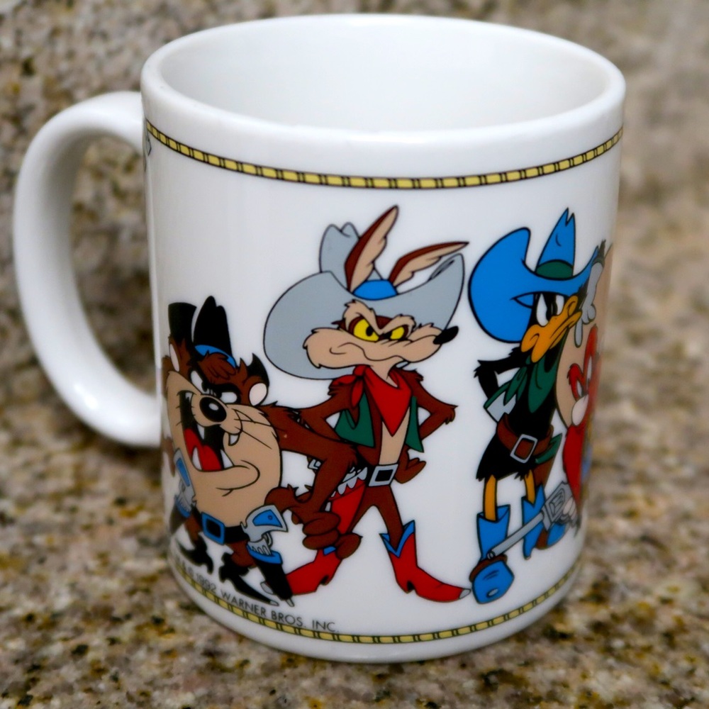 Vintage 1992 Looney Tunes Warner Bros Western Mug Cup Bugs Daffy Taz Coyote